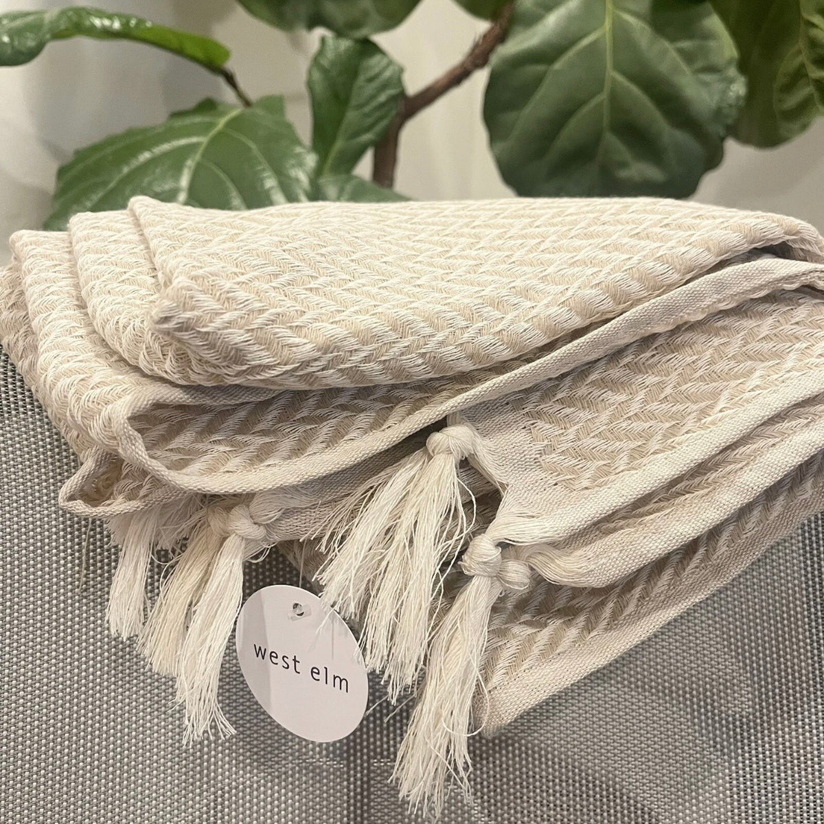 NEW West Elm Boho Beige White Turkish Cotton Tassel Throw Blanket - 60" x 50"