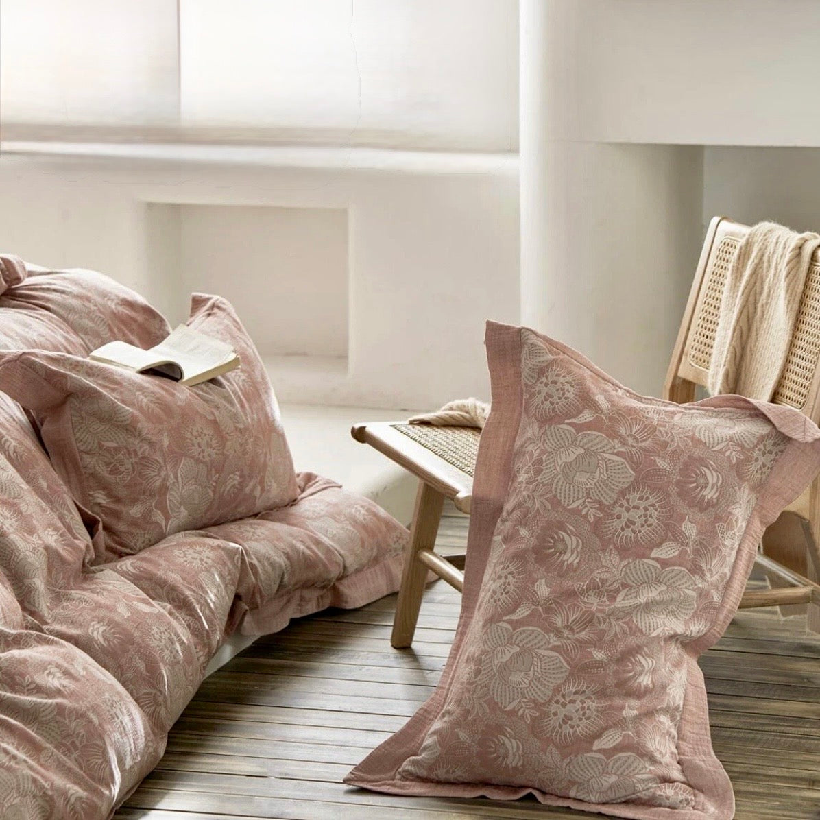 NEW Anthropologie Pink Floral Cotton Boho Queen / King Bedding Duvet & Sham Set