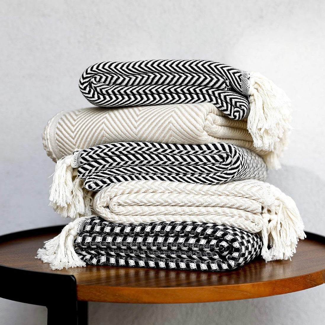 NEW West Elm Boho Beige White Turkish Cotton Tassel Throw Blanket - 60" x 50"