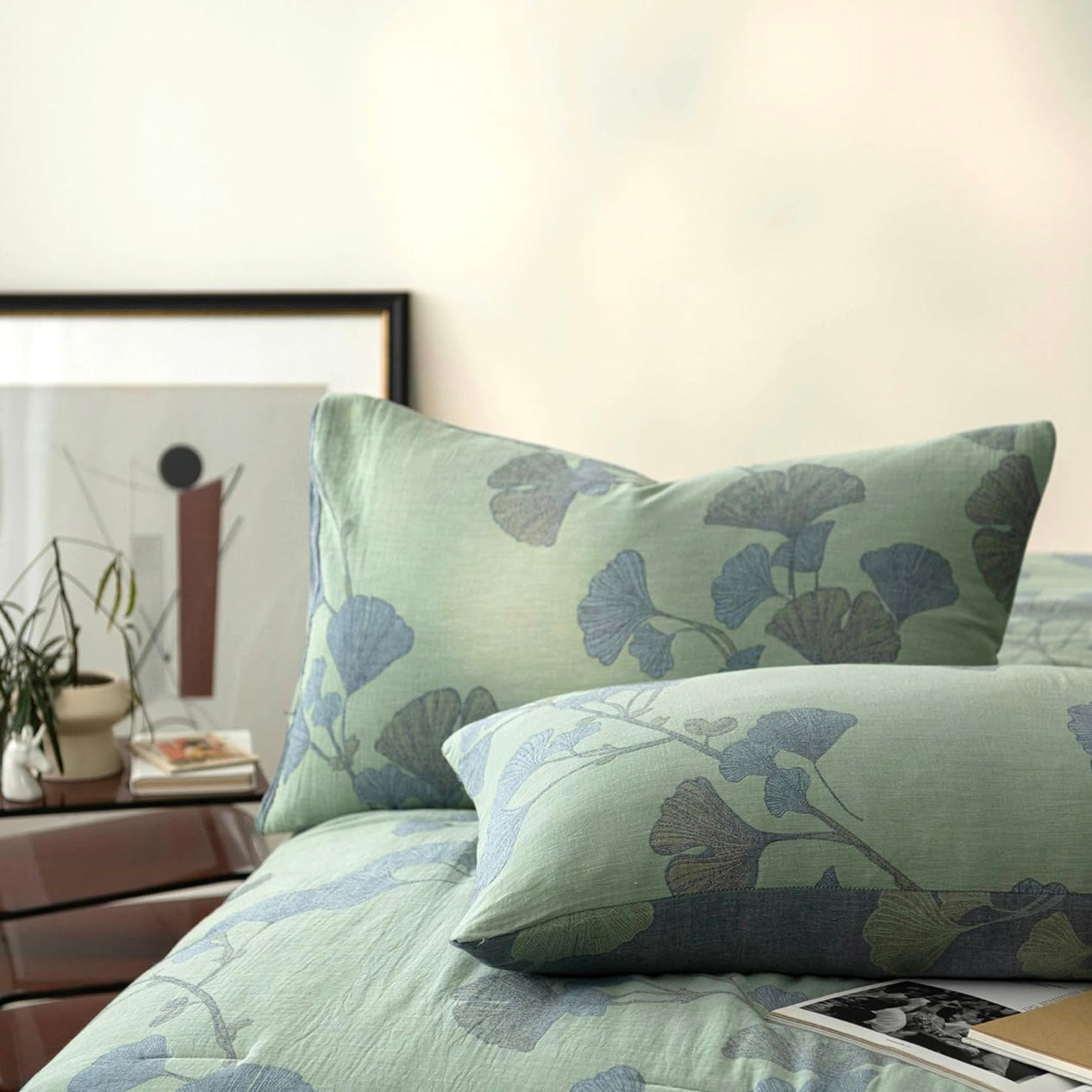 NEW Anthro Blue Green Floral Reversible King Size Bedspread Comforter & Sham Set