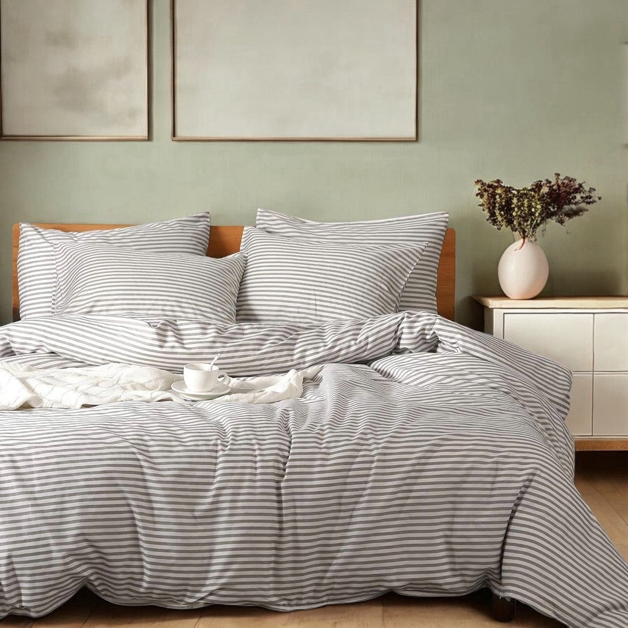 NEW West Elm White Grey Boho Queen Size Simple Striped Bedding Duvet & Sham Set