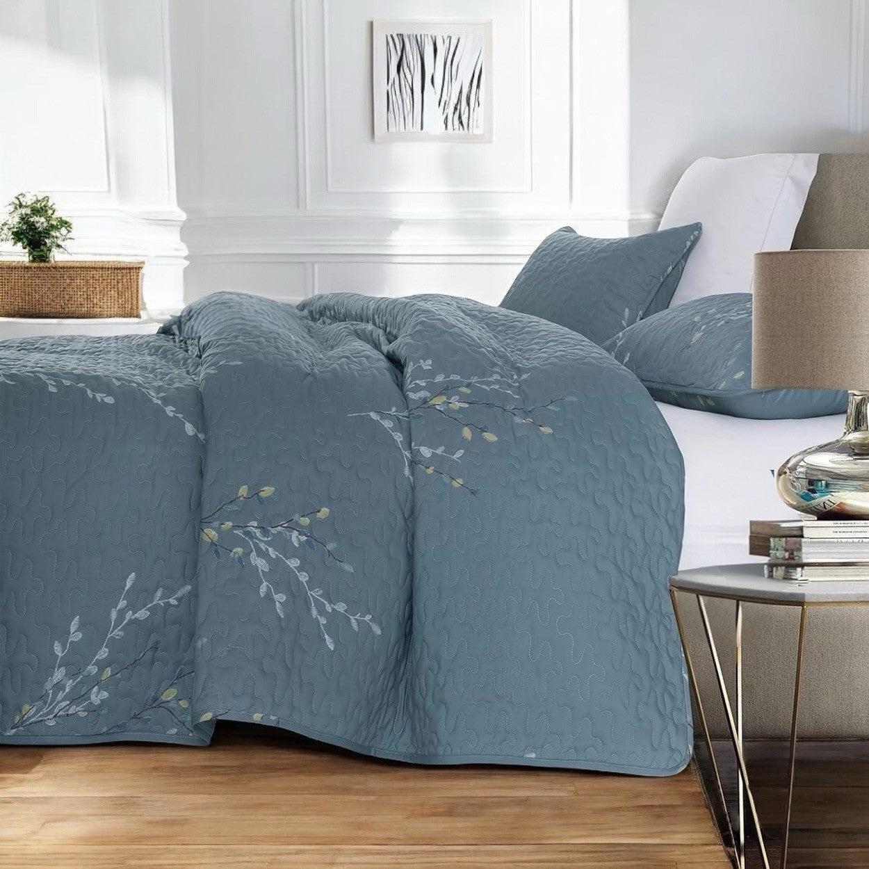 NEW West Elm Blue Queen Size Floral Embroidered Bedspread Quilt Pillow Case Set