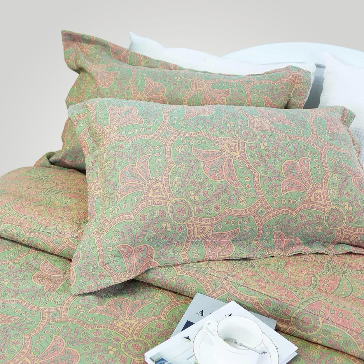 NEW Anthropologie Green Pink Paisley Cotton Boho Queen Bedding Duvet Sham Set