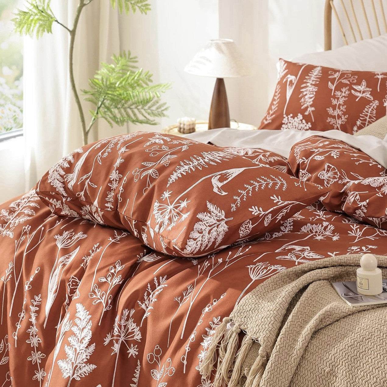 NEW West Elm Red Orange Queen Size Botanical Print Bedding Duvet & Sham Case Set