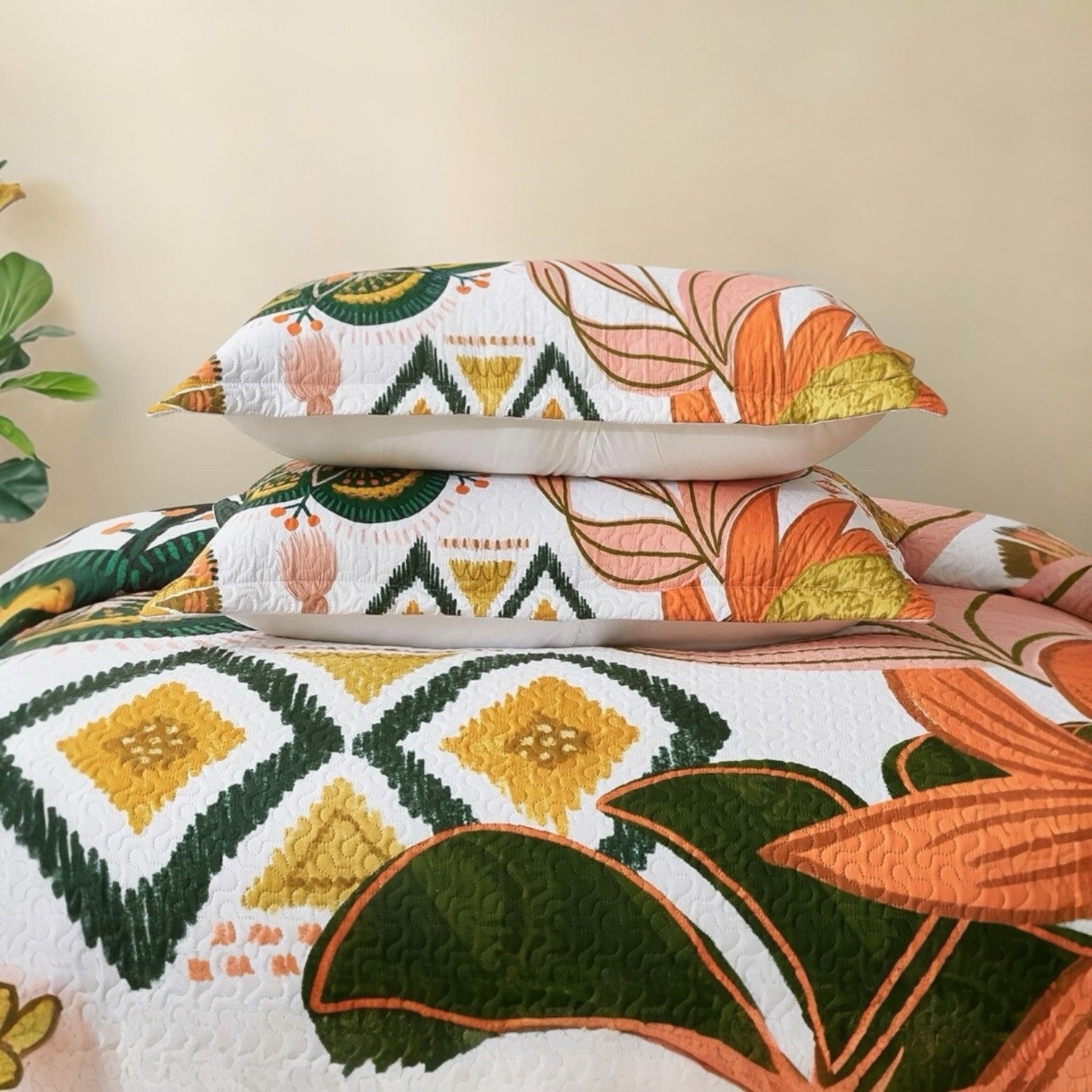 NEW Anthro Queen Size Floral Boho Reversible Quilt Bedspread Blanket Sham Set